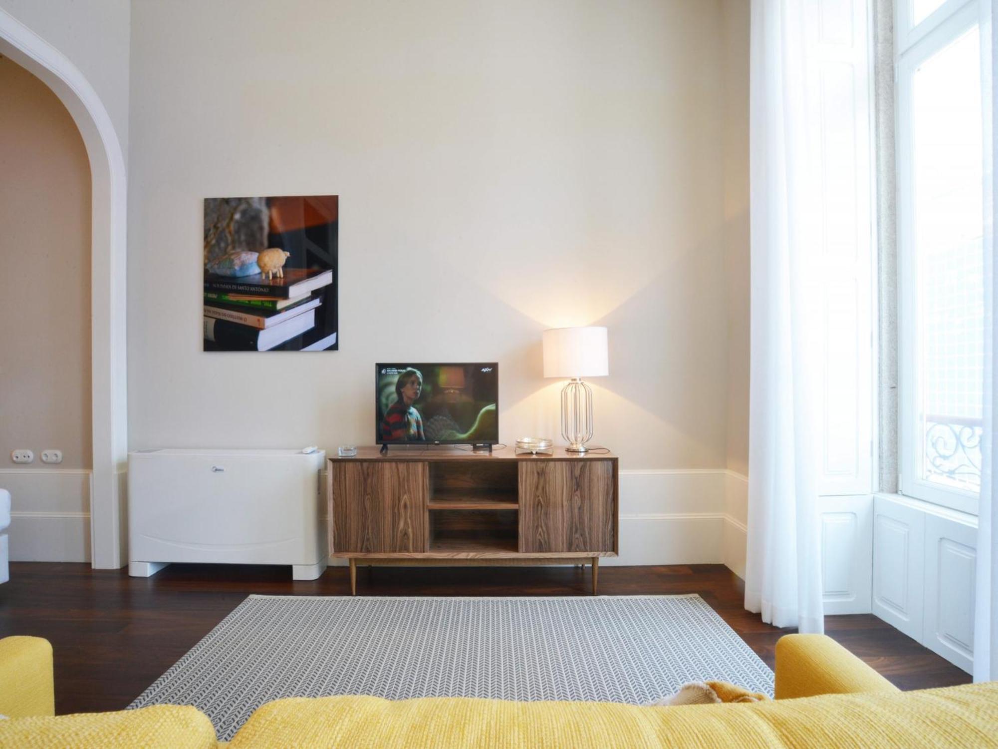 Apartamento Spacious With Modern Amenities